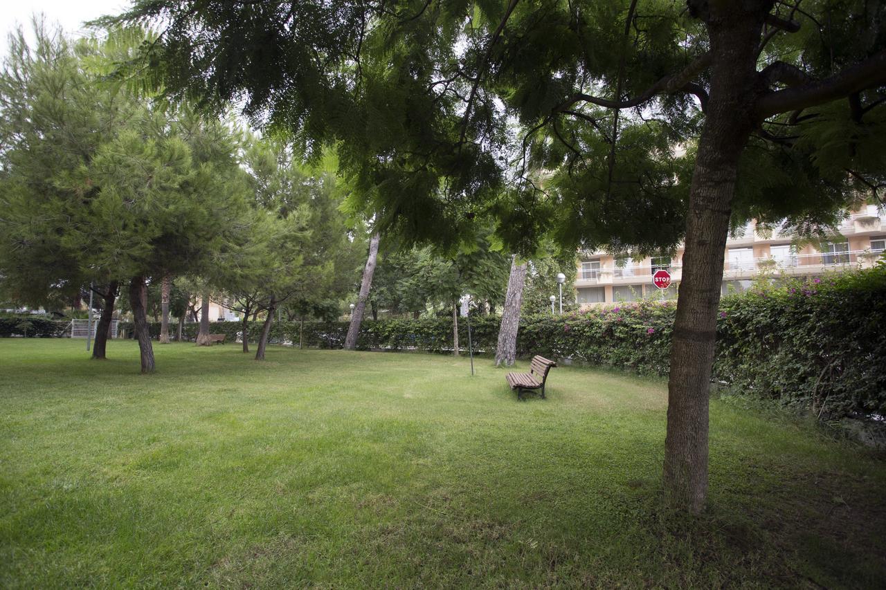 Appartement Residencial Golden Pineda Mar à La Pineda Extérieur photo